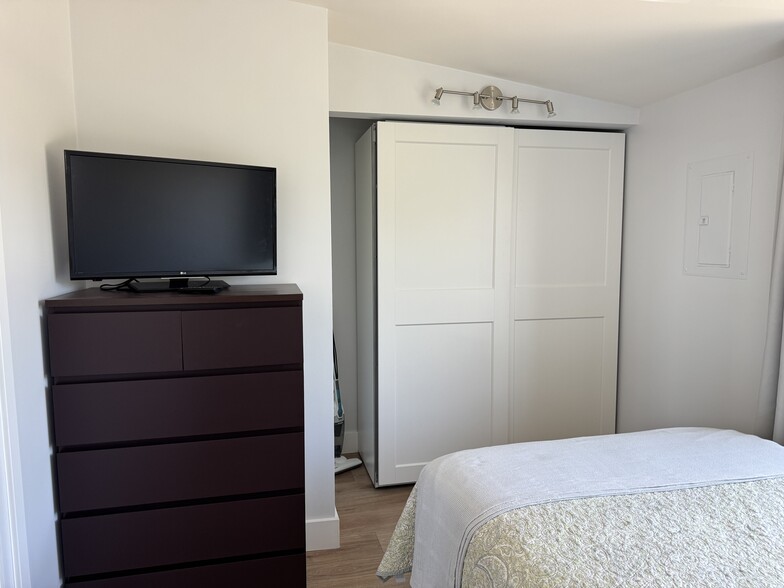 Bedroom - 7900 El Manor Ave