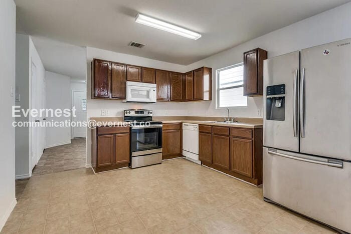 Building Photo - 5636 Liberton Ln