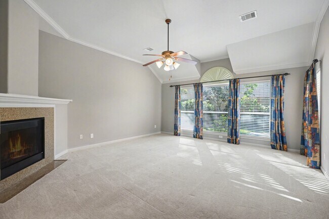 Building Photo - 2891 Tuscania Ln