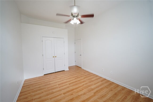 Building Photo - 108 Steven St