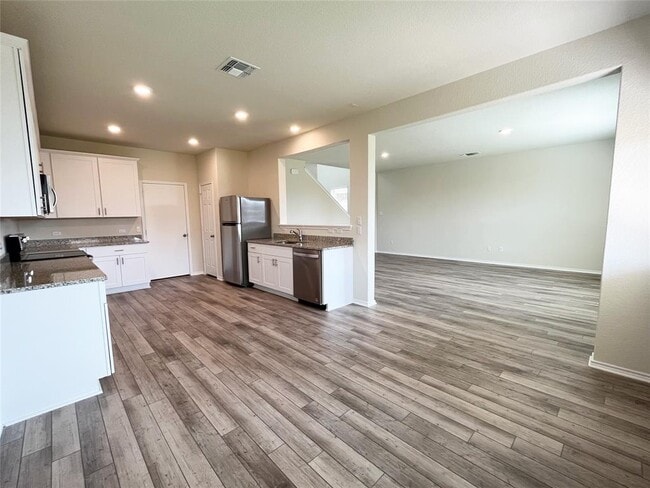 Building Photo - 54 Pacific Loon St