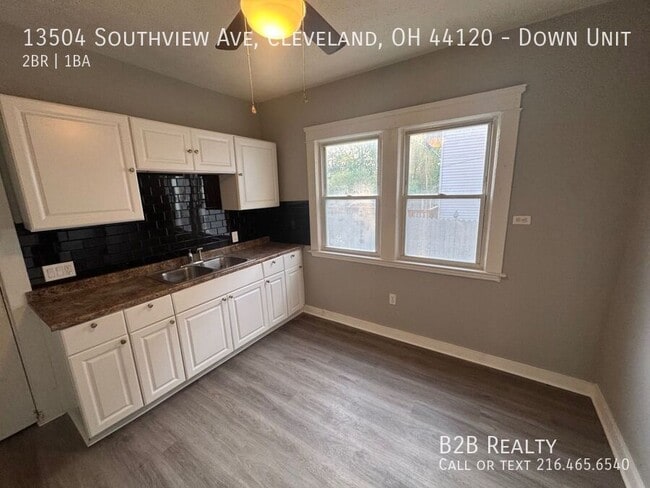 Building Photo - 13504 Southview Ave