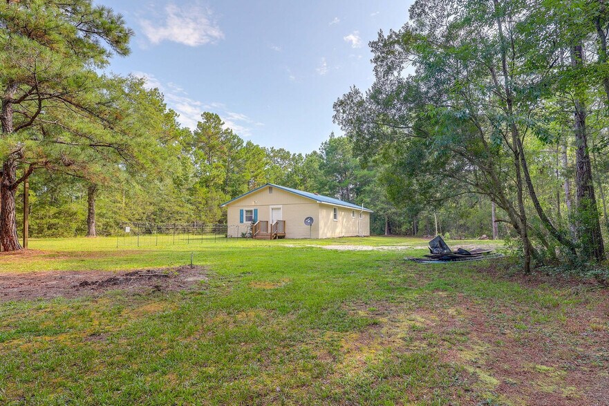 Building Photo - 369 Tanglewood Acres Dr