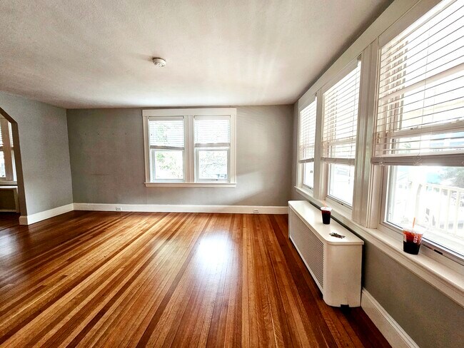 Building Photo - 11 Keefe Ave