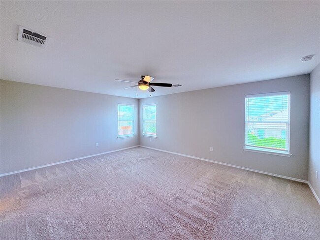 Building Photo - 301 Espresso Dr