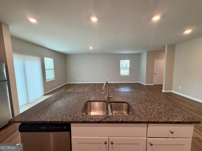 Building Photo - 3128 Baylor Cir
