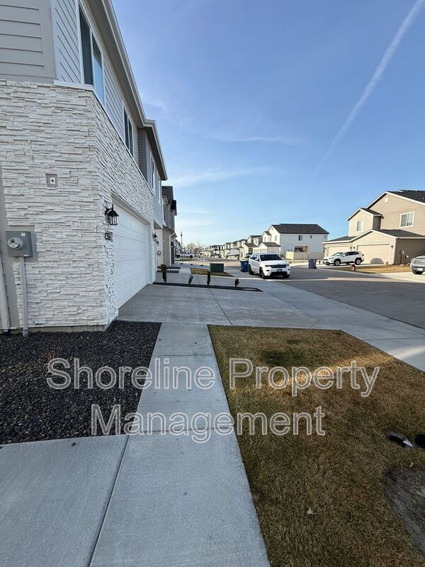 Building Photo - 12349 W Norterra Ln