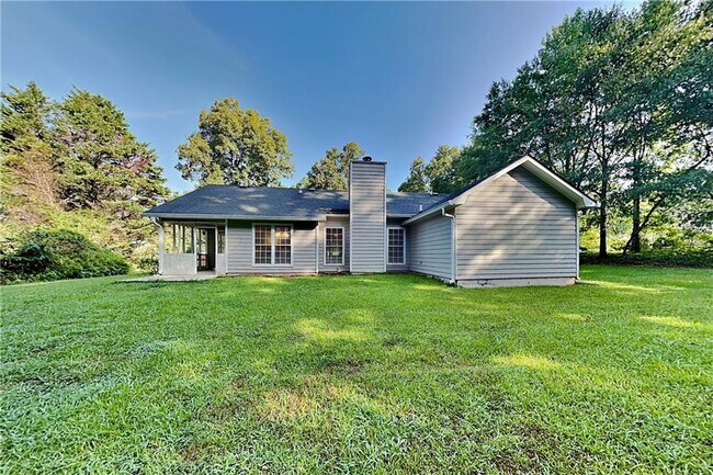 Building Photo - 3564 Saddlebrook Dr