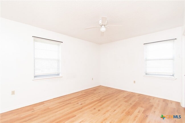 Building Photo - 119 Wolfe Rd