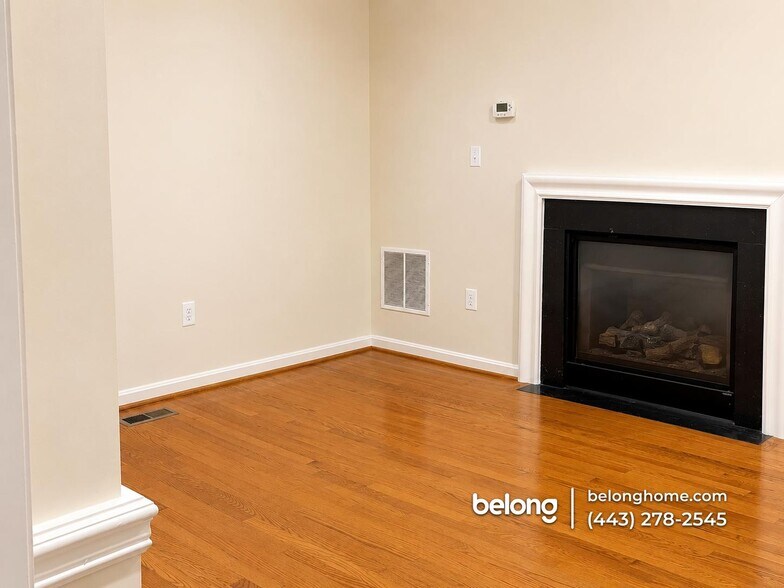 Building Photo - 11430 Grandview Ave