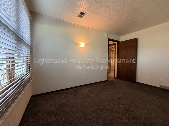 Building Photo - 2665 Nolan Ave NW