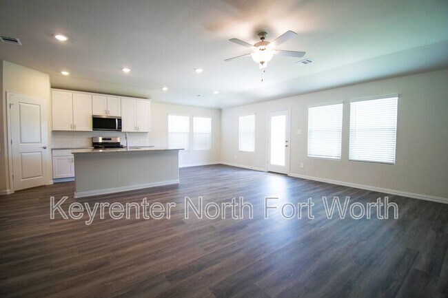 Building Photo - 2106 Dunbar Dr