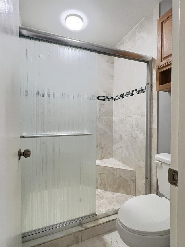 Building Photo - 3831 Cocoplum Cir