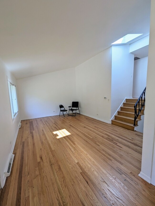 Building Photo - 8557 N National Ave