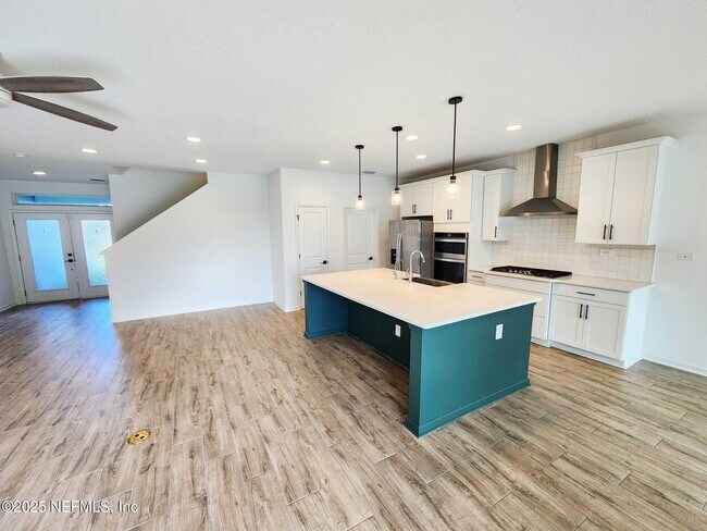 Building Photo - 577 Archstone Wy