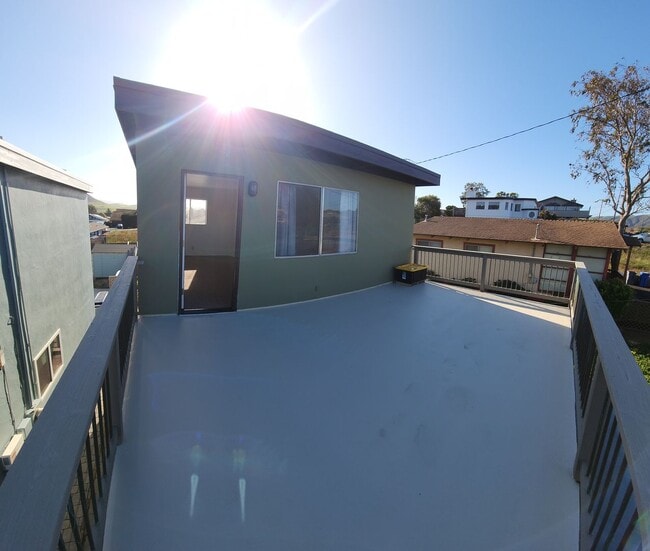 Building Photo - Quaint 2 bedroom 1 bath in quiet neighborhood