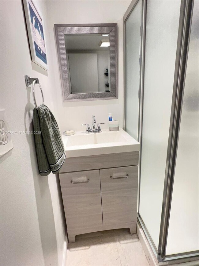 Building Photo - 4740 NW 21st St