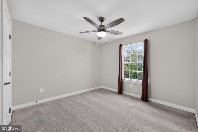 Building Photo - 2642 Skeeter Ct