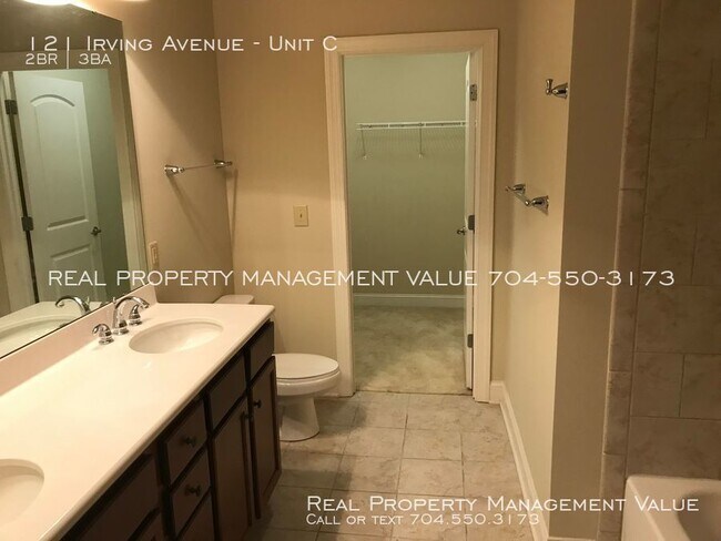 Building Photo - Two Bedroom Townhome in Legacy Village