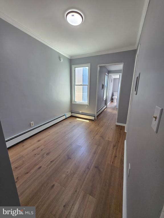 Building Photo - 626 Eisenbrown St