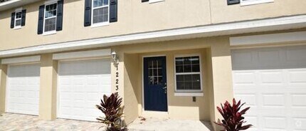 Building Photo - 12233 Fox Hound Ln