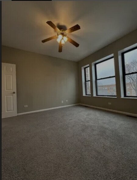 Building Photo - 4551 S Michigan Ave