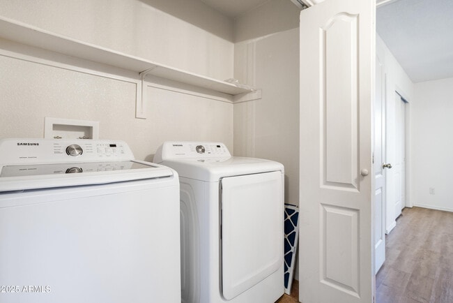 Building Photo - 813 Ocotillo Dr