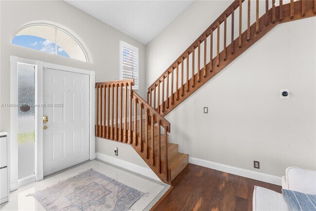 Building Photo - 10931 SW 10th Pl