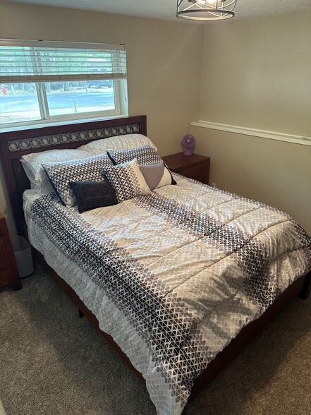 Primary Bedroom - 825-11575S E Sunburn Ln