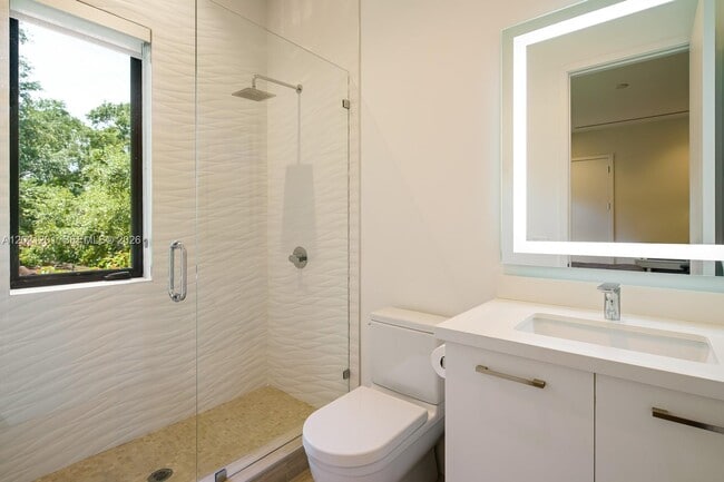 Building Photo - 4760 SW 76th Terrace