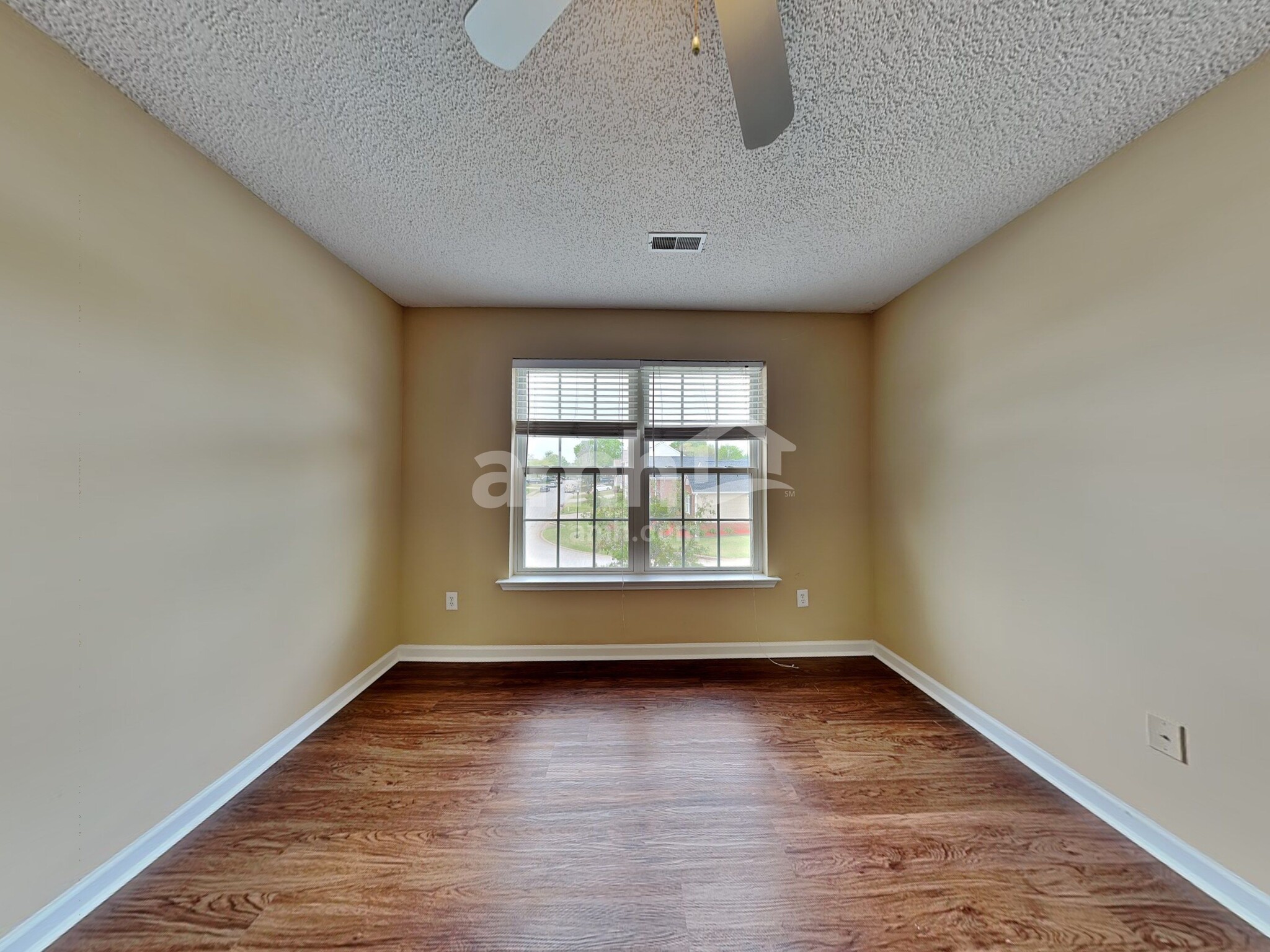 Building Photo - 100 Smokehouse Dr