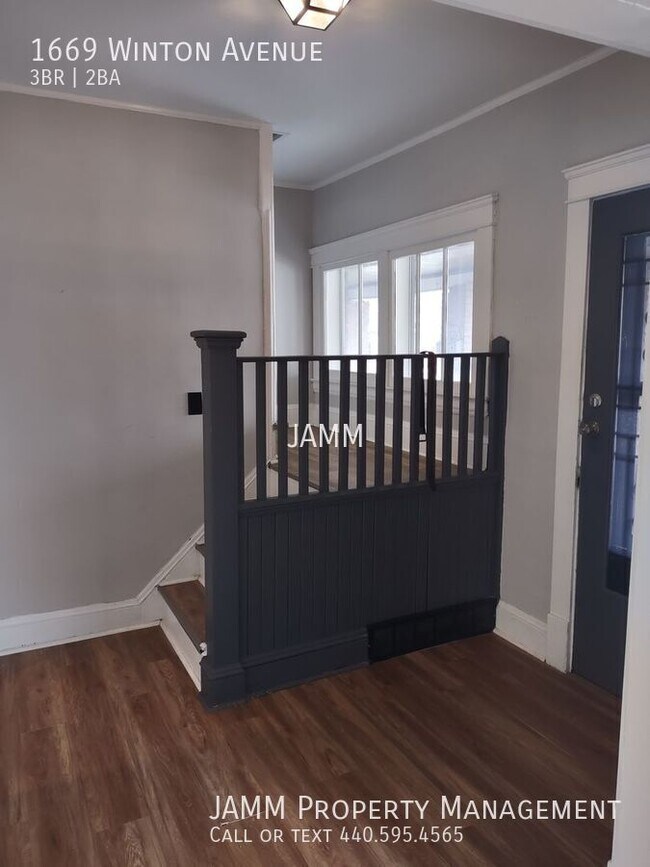 Building Photo - 1669 Winton Ave