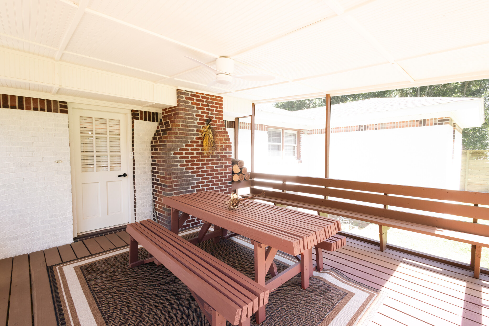 Building Photo - 1585 Secessionville Rd