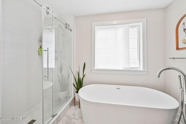 Building Photo - 4039 Heron Dr
