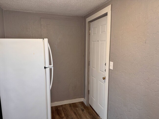 Building Photo - 2130 Ave J