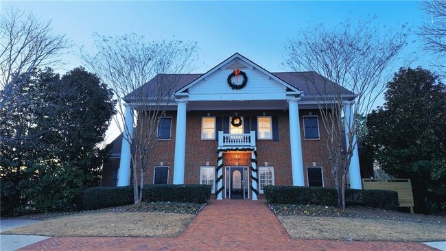 Building Photo - 363 Hiawassee Dr