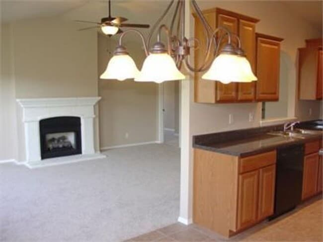 Building Photo - 3-Bed 2-Bath Home in Claremore!