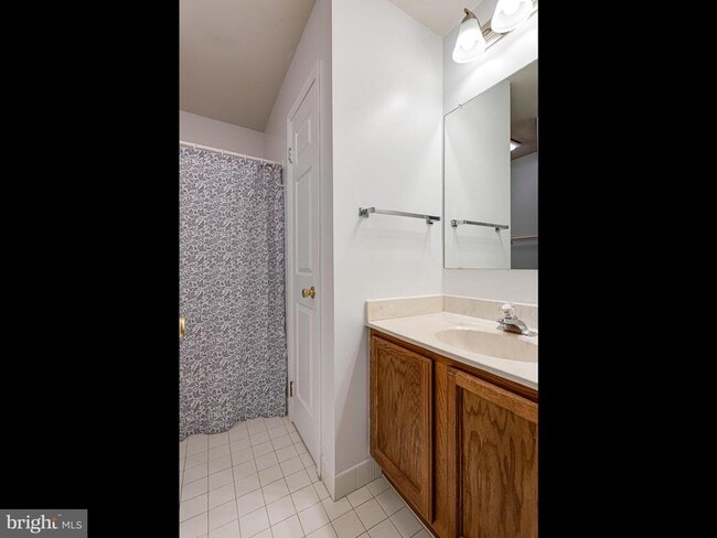 Building Photo - 1616 Todd Ln