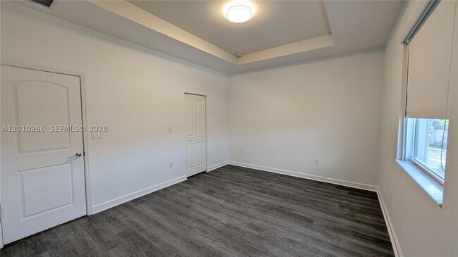 Building Photo - 2628 SE 28th St