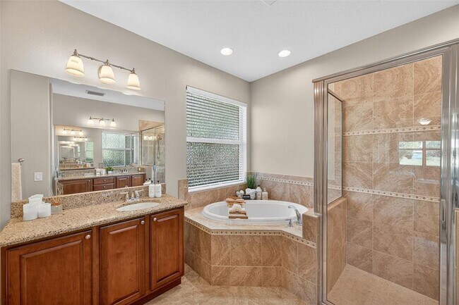 Building Photo - 7710 Tuscany Woods Dr