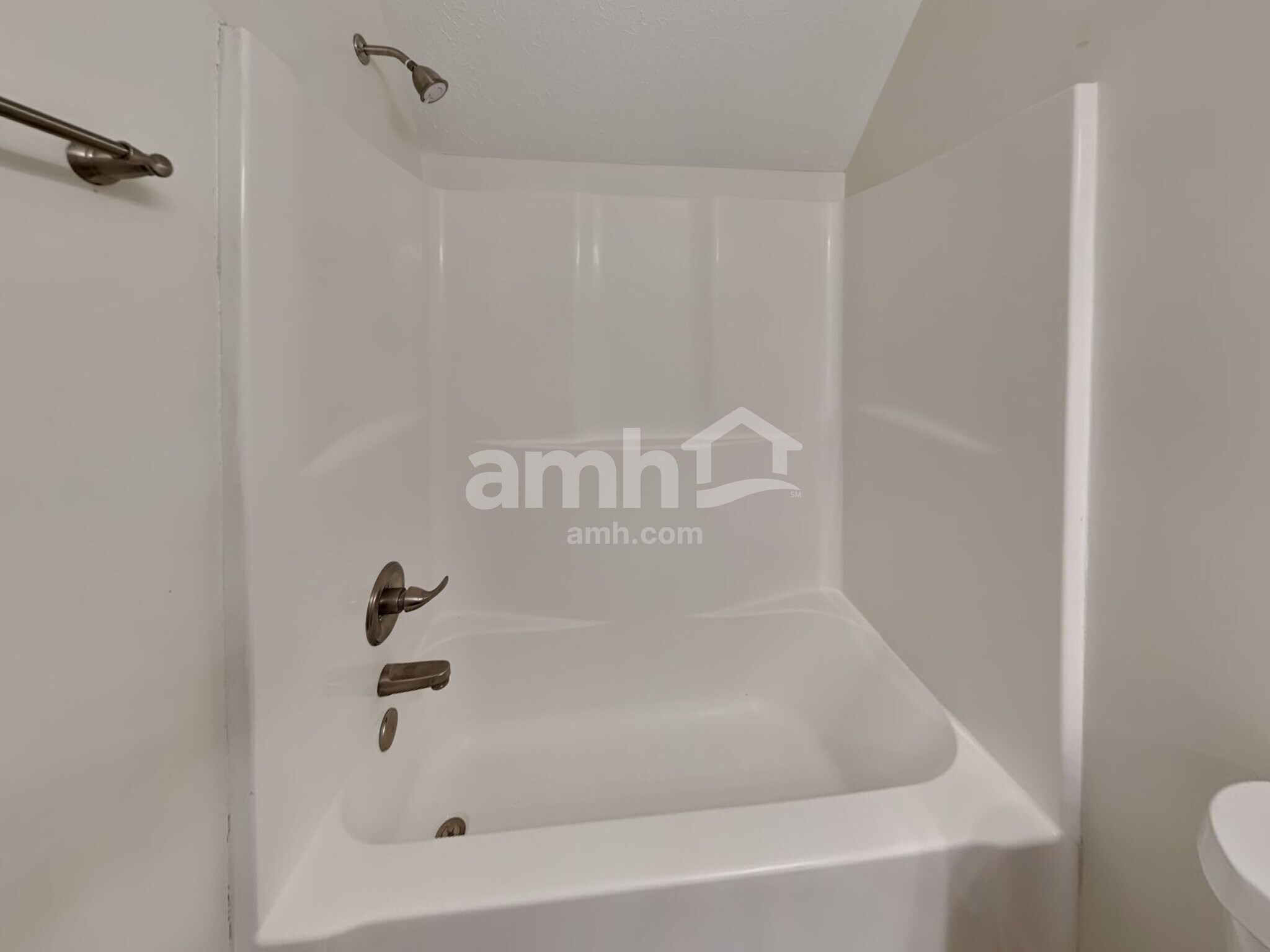 Building Photo - 4864 Ark Ln