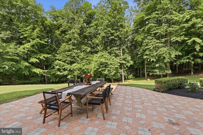 Building Photo - 5081 Wolf Run Shoals Rd