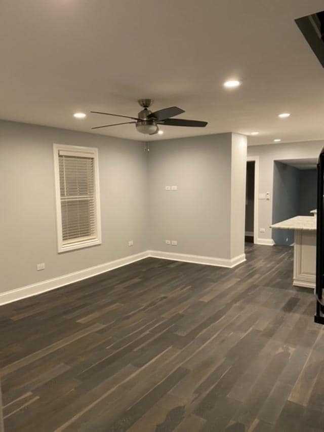 Building Photo - 3016 Grove Ln