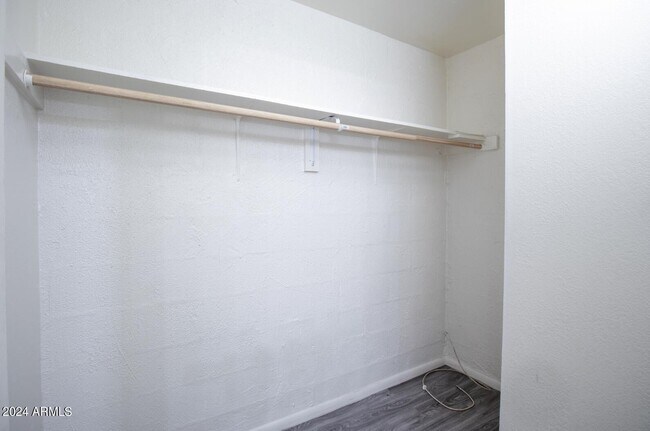 Building Photo - 4635 N 27th Ave