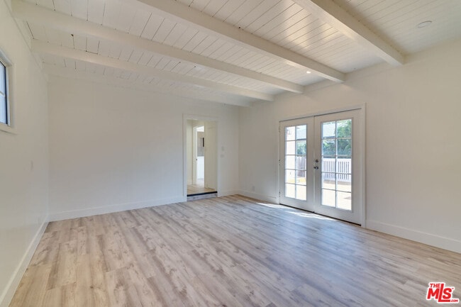 Building Photo - 8037 Campion Dr