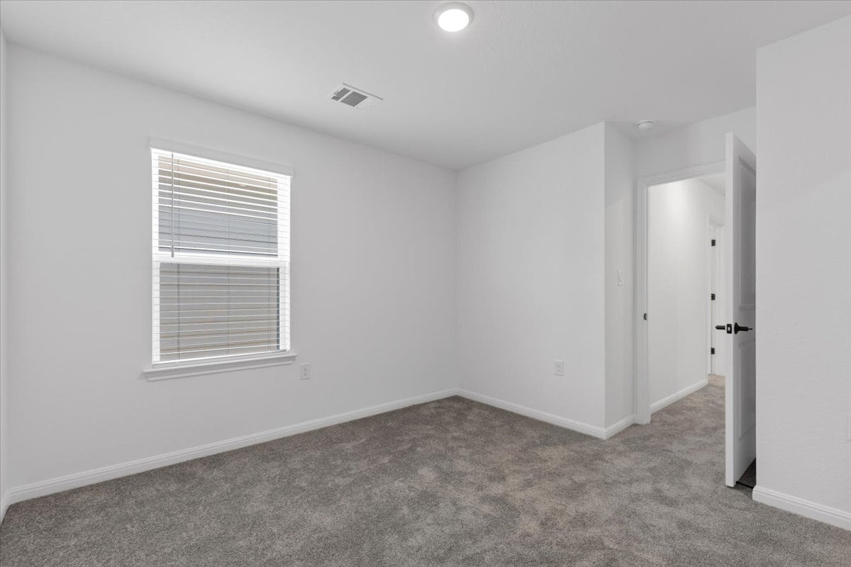 Building Photo - 15600 Nola Ct