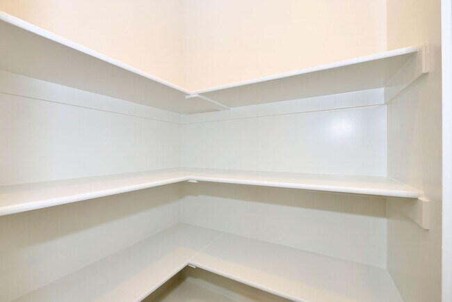 Building Photo - 1377 N Sage Dr
