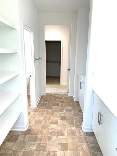 Building Photo - 6938 Stonecrop Ln