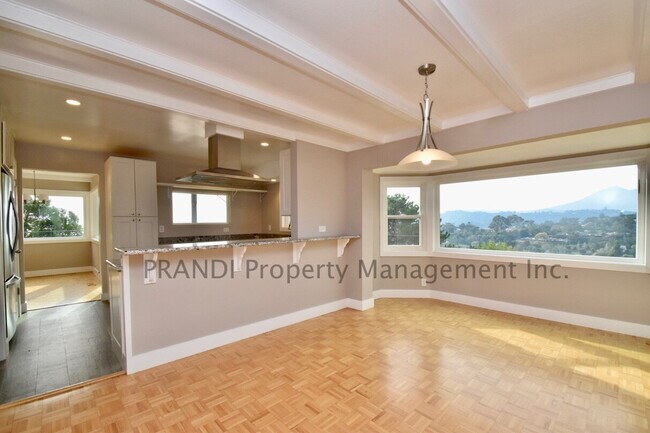 Building Photo - Country Club San Rafael Home with Pool and...