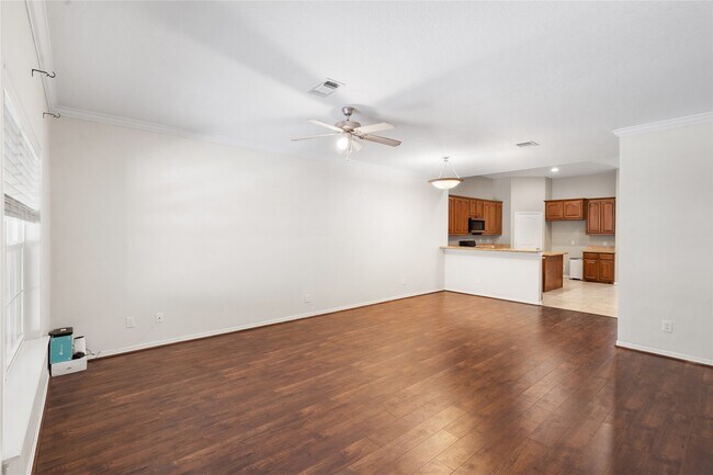 Building Photo - 111 Harbour Town Cir